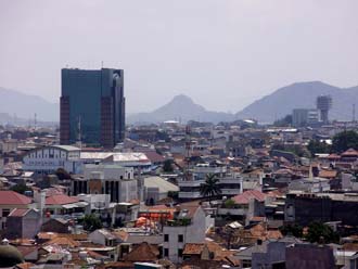 Pohled na město Bandung