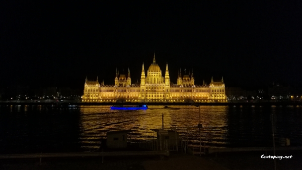 Budapešť